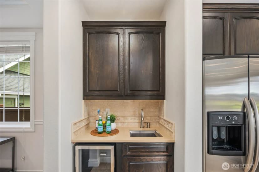 Property photo for 7849 Greenview Drive Ne, Lacey photo 10