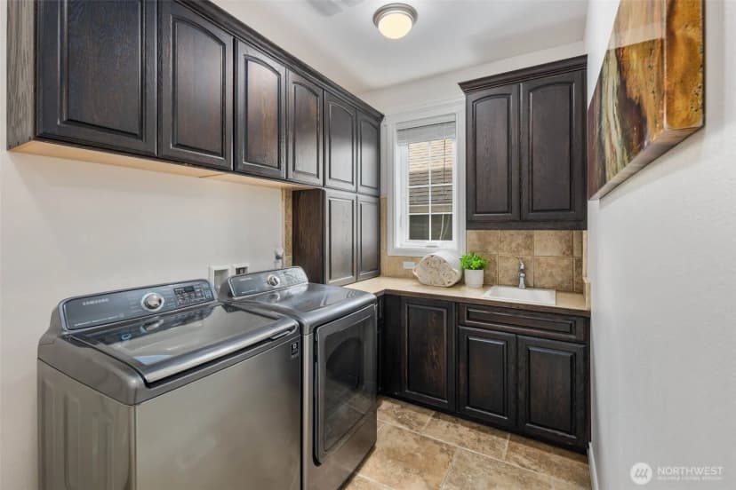 Property photo for 7849 Greenview Drive Ne, Lacey photo 17