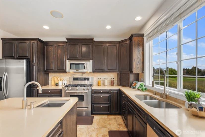 Property photo for 7849 Greenview Drive Ne, Lacey photo 14