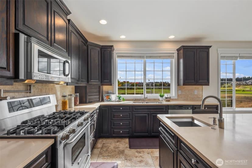 Property photo for 7849 Greenview Drive Ne, Lacey photo 11