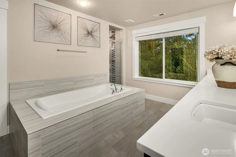 Property photo for 844 224th Avenue Ne, Sammamish photo 24