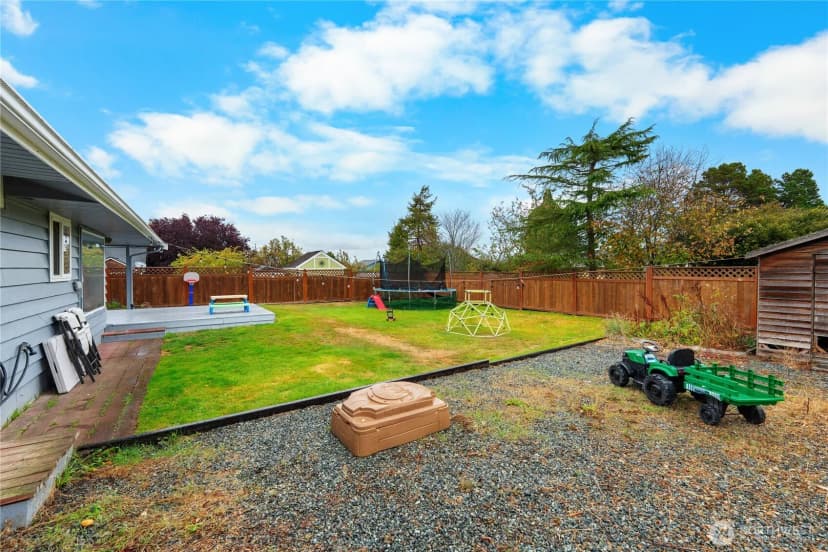 Property photo for 3915 L Avenue, Anacortes photo 18
