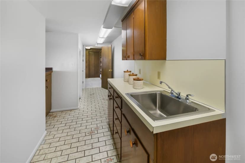 Property photo for 5817 Ne 181st Street, Kenmore photo 24