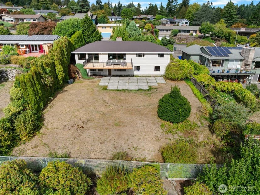 Property photo for 5817 Ne 181st Street, Kenmore photo 28
