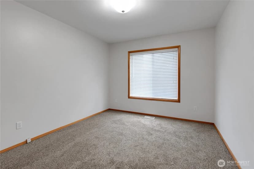 Property photo for 708 16th Place Nw, Puyallup photo 14