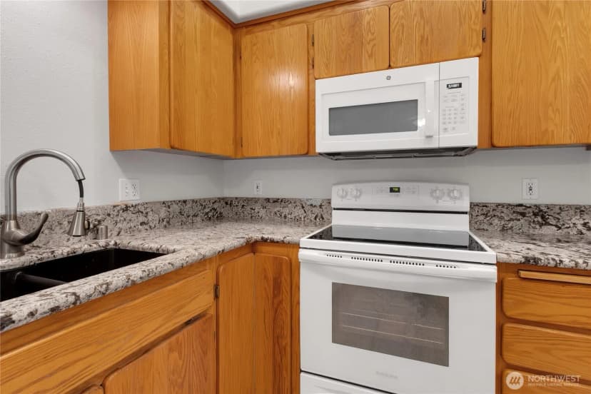 Property photo for 708 16th Place Nw, Puyallup photo 9