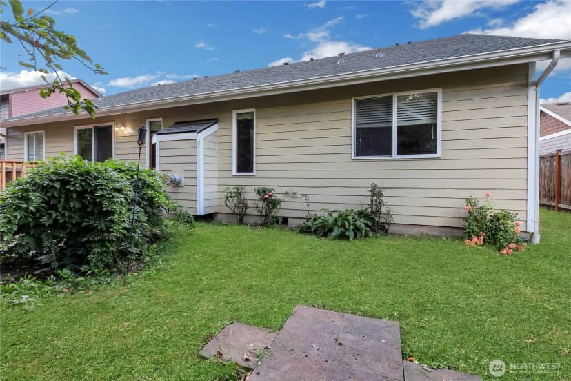 Property photo for 708 16th Place Nw, Puyallup photo 25