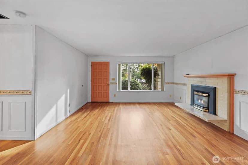 Property photo for 16508 Ne 27th Place, Bellevue photo 4