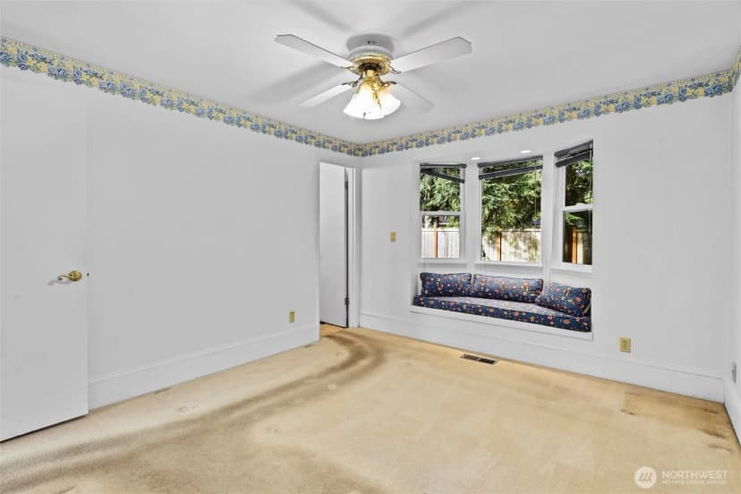 Property photo for 16508 Ne 27th Place, Bellevue photo 17
