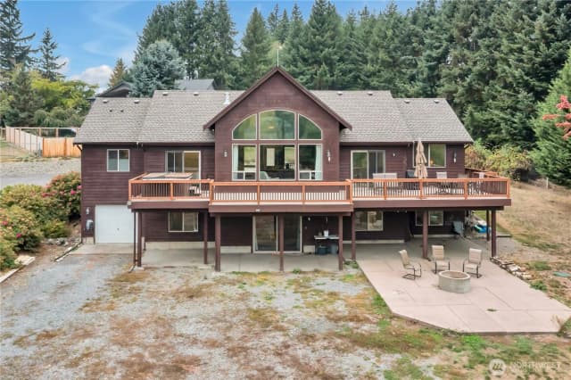 Property photo for 25223 105th Avenue E, Graham