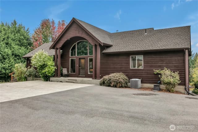 Property photo for 25223 105th Avenue E, Graham photo 2