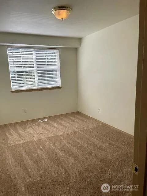 Property photo for 27 152nd Place Se, Lynnwood photo 16