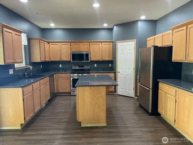 Property photo for 27 152nd Place Se, Lynnwood photo 5