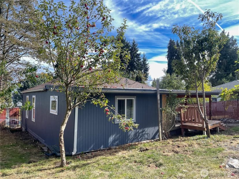 Property photo for 9827 20th Avenue Sw, Seattle photo 22
