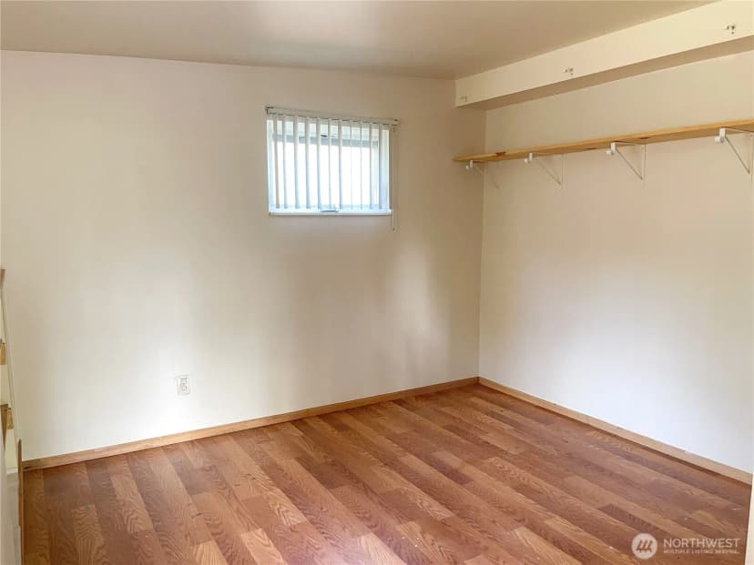 Property photo for 9827 20th Avenue Sw, Seattle photo 17