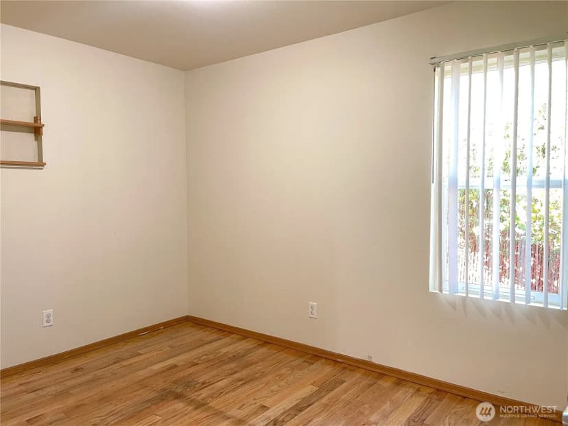 Property photo for 9827 20th Avenue Sw, Seattle photo 10