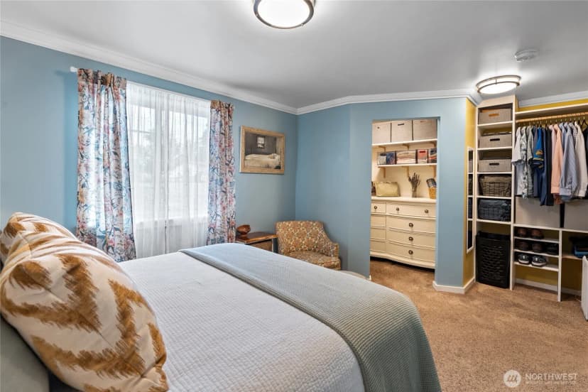 Property photo for 27236 117th Avenue Se, Kent photo 15