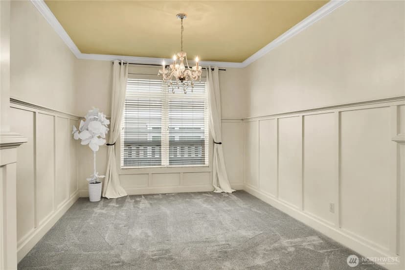 Property photo for 1011 N 27th Place, Renton photo 5