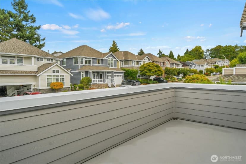 Property photo for 1011 N 27th Place, Renton photo 19