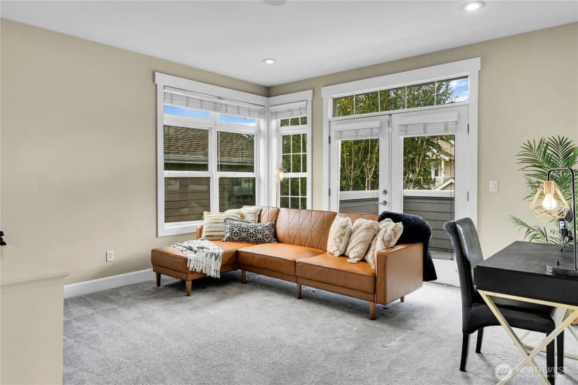 Property photo for 1011 N 27th Place, Renton photo 18