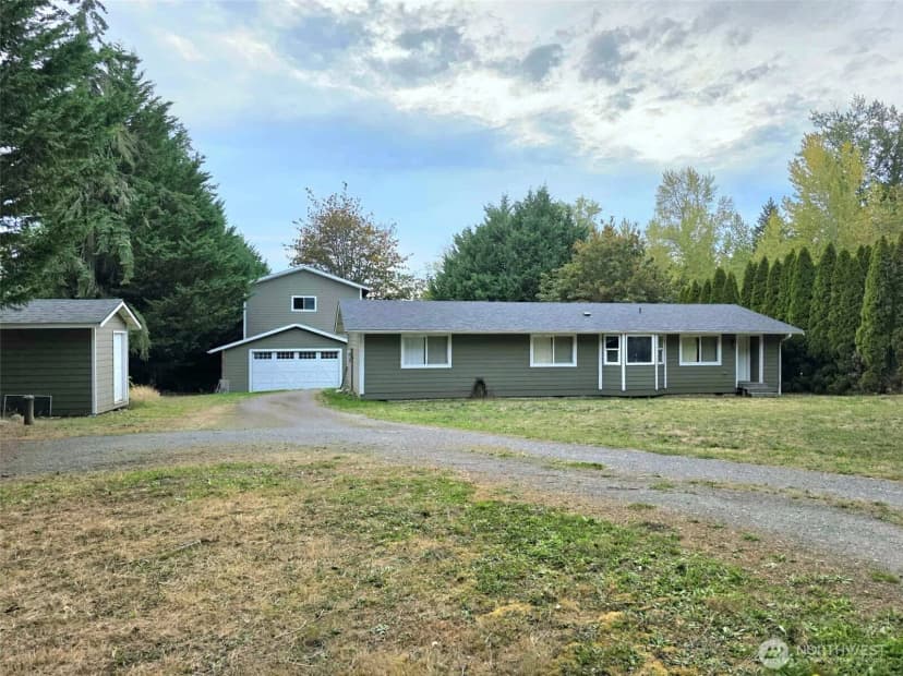 Property photo for 30118 14th Avenue E, Roy