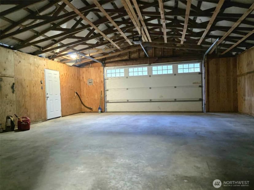 Property photo for 30118 14th Avenue E, Roy photo 15