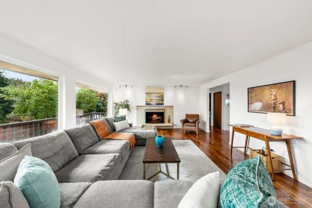 Property photo for 7703 S 128th Street, Seattle photo 5