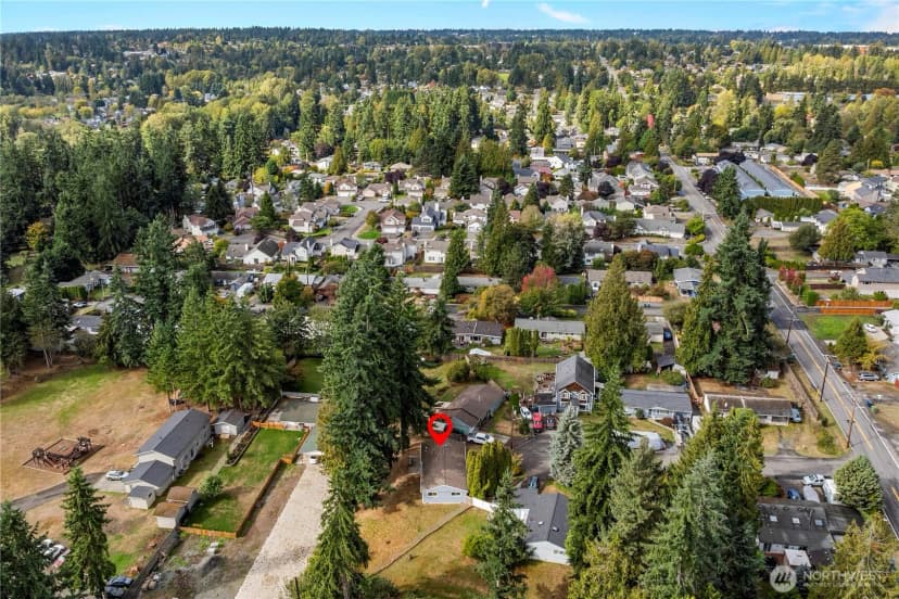 Property photo for 20431 W 20th Place, Lynnwood photo 34