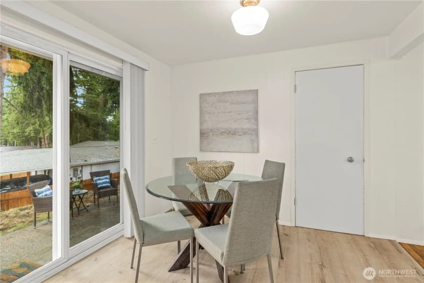 Property photo for 20431 W 20th Place, Lynnwood photo 10