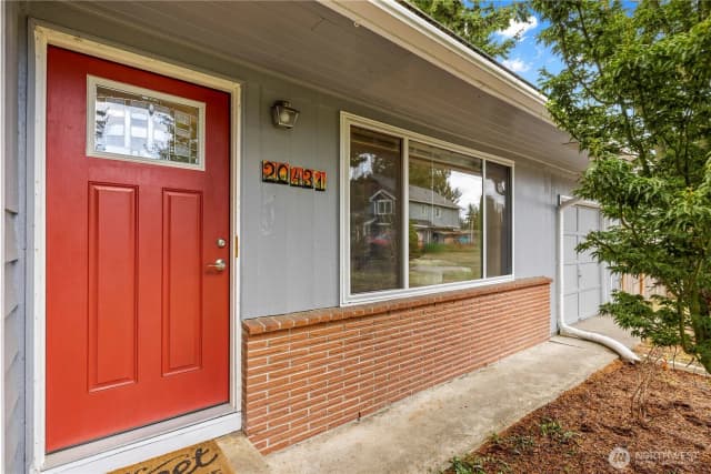 Property photo for 20431 W 20th Place, Lynnwood photo 2