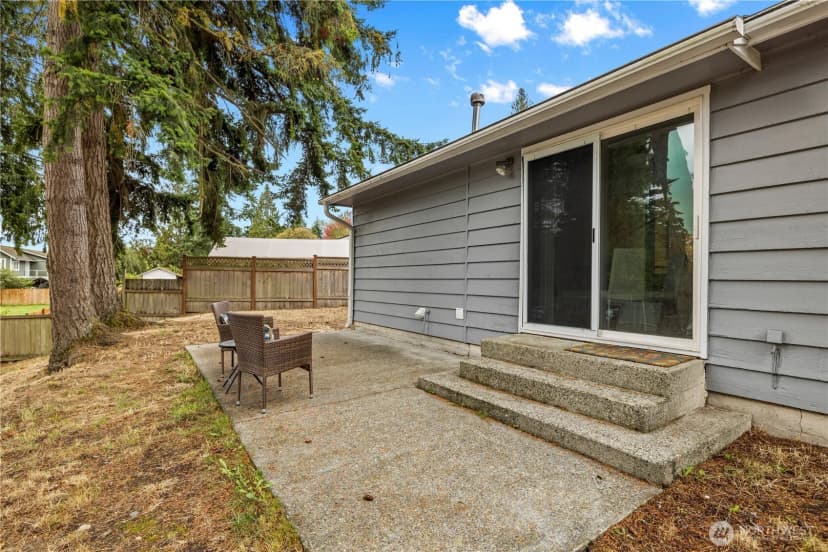Property photo for 20431 W 20th Place, Lynnwood photo 28