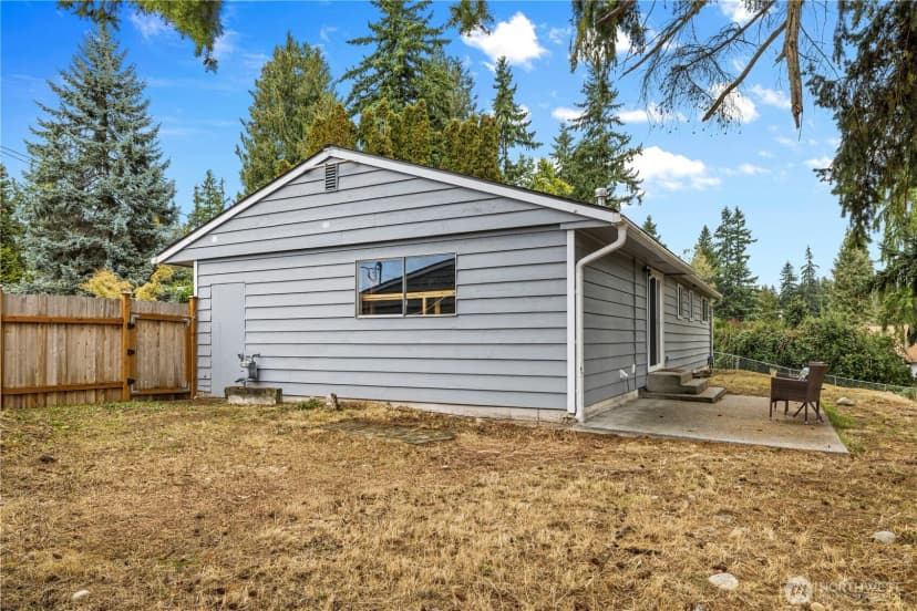 Property photo for 20431 W 20th Place, Lynnwood photo 29