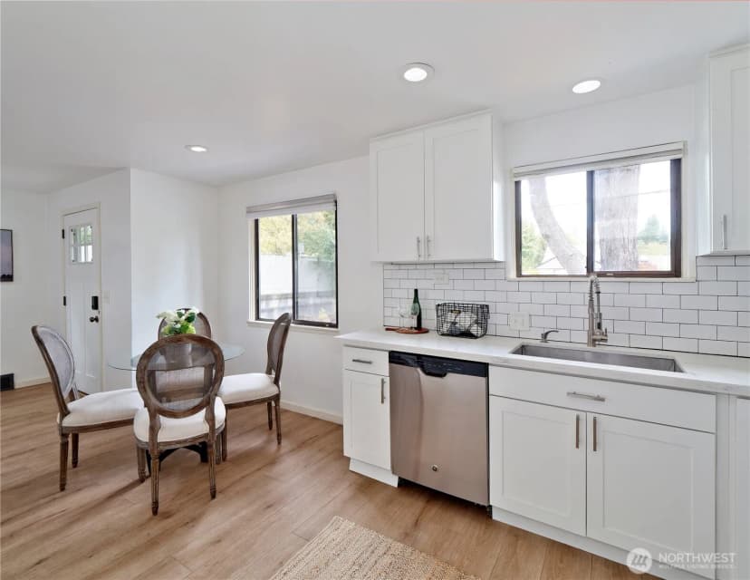 Property photo for 2103 N 193rd Street, Shoreline photo 12