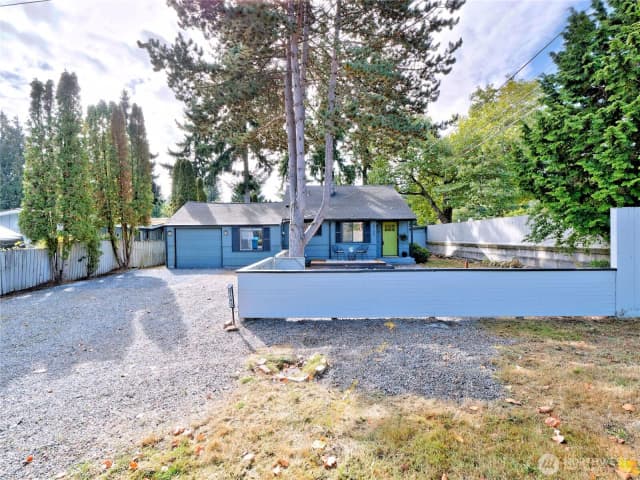 Property photo for 2103 N 193rd Street, Shoreline photo 2