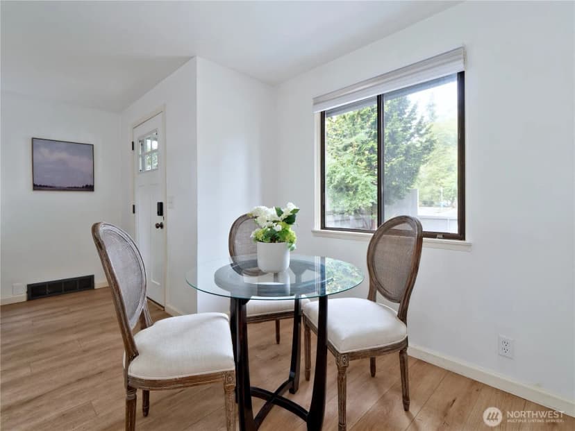 Property photo for 2103 N 193rd Street, Shoreline photo 10