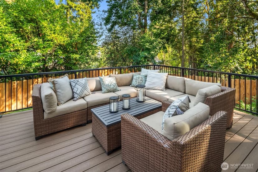 Property photo for 1704 172nd Court Ne, Bellevue photo 27