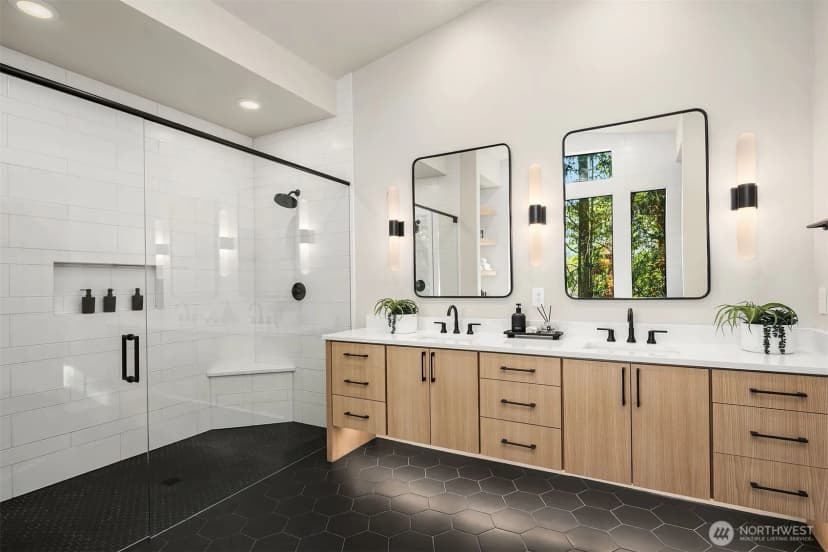 Property photo for 1704 172nd Court Ne, Bellevue photo 21