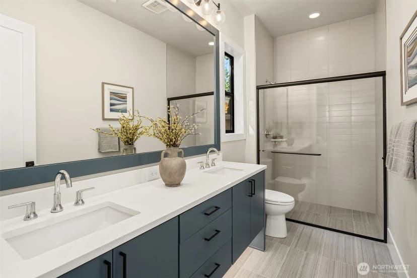 Property photo for 1704 172nd Court Ne, Bellevue photo 24