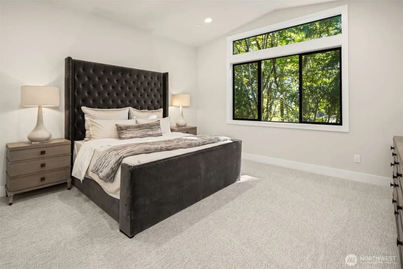 Property photo for 1704 172nd Court Ne, Bellevue photo 19