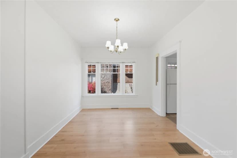 Property photo for 2614 E Spring Street, Seattle photo 9