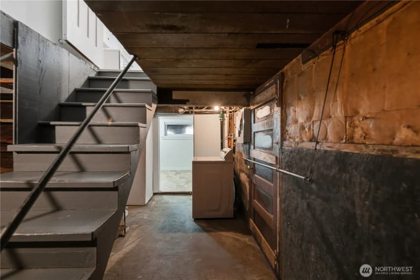 Property photo for 2614 E Spring Street, Seattle photo 26
