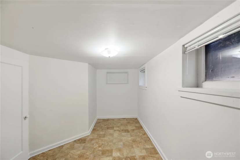 Property photo for 2614 E Spring Street, Seattle photo 29