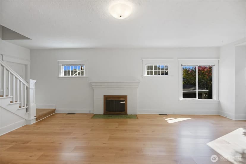 Property photo for 2614 E Spring Street, Seattle photo 3
