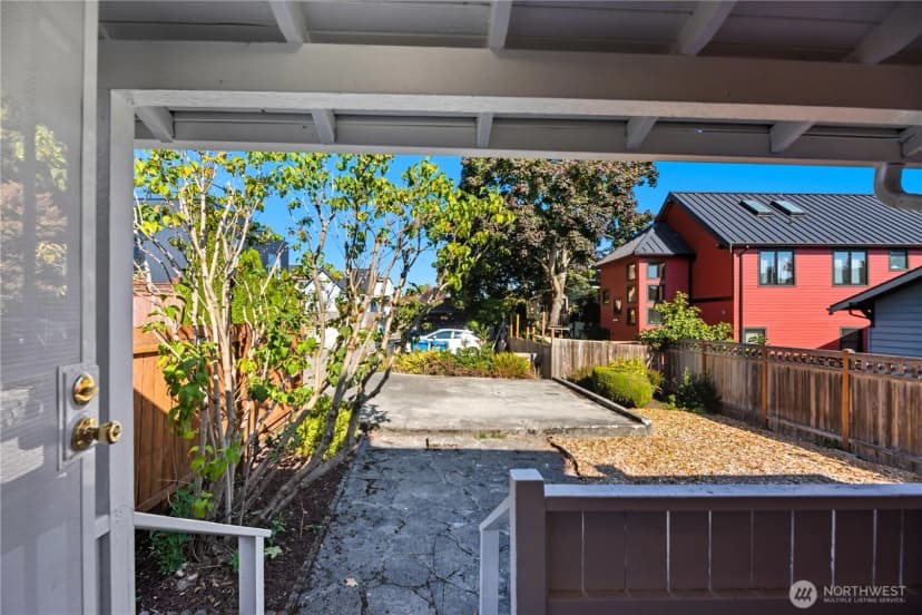 Property photo for 2614 E Spring Street, Seattle photo 20