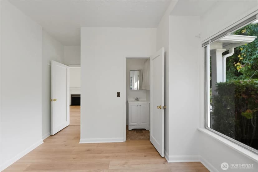 Property photo for 2614 E Spring Street, Seattle photo 11