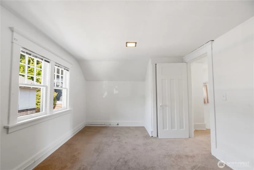 Property photo for 2614 E Spring Street, Seattle photo 32