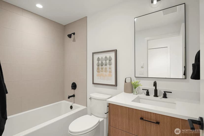 Property photo for 2236 Fairview Avenue E #b, Seattle photo 12