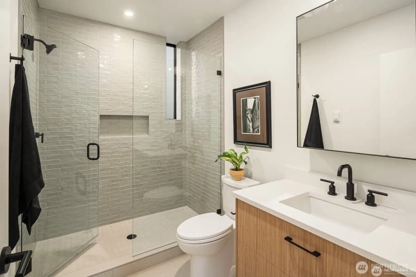 Property photo for 2236 Fairview Avenue E #b, Seattle photo 10