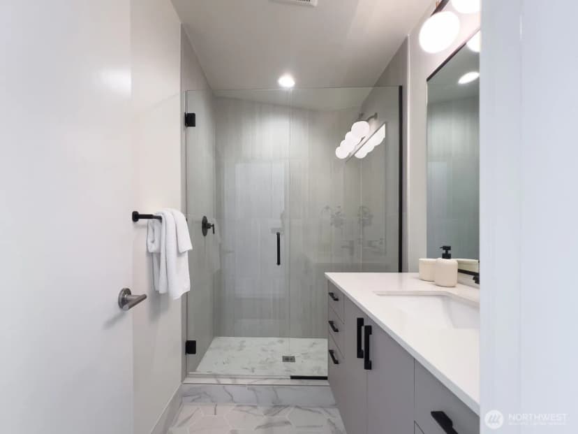 Property photo for 5031 35th Avenue S #unit D, Seattle photo 18