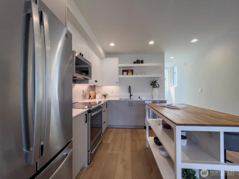Property photo for 5031 35th Avenue S #unit D, Seattle photo 8
